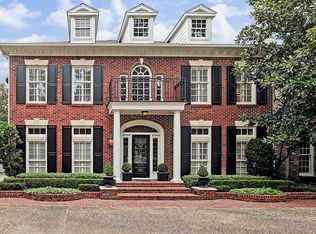 5525 Briar Dr, Houston, TX 77056