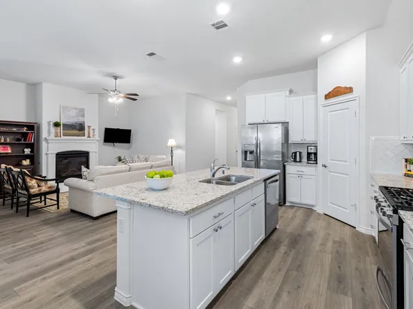 709 Maverick St, Anna, TX 75409