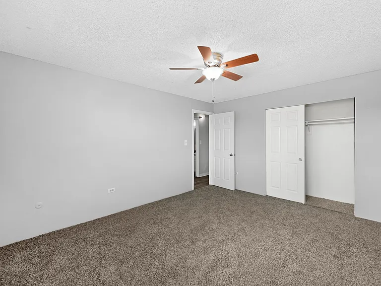 The Wesley Apartments — Photo 15