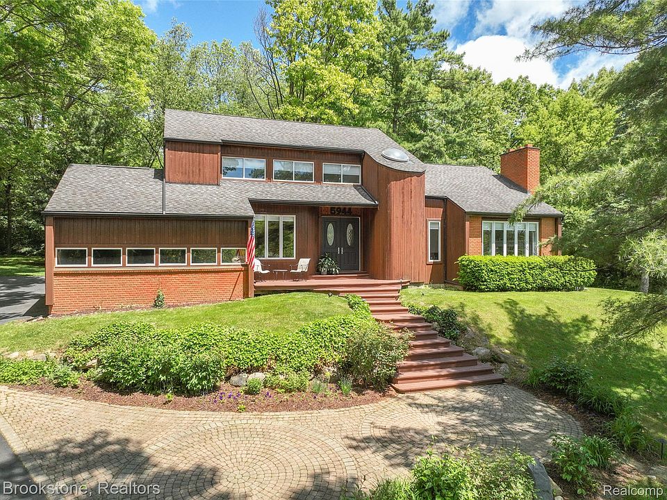 1st image of 5944 Waterford Hill Ter