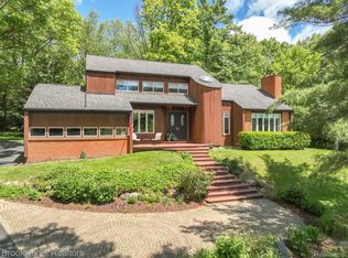 5944 Waterford Hill Ter, Clarkston, MI