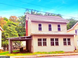 51 W Main St, Weatherly, PA 18255