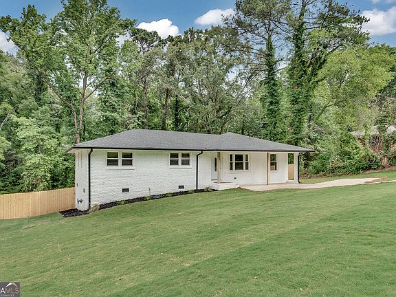 2nd image of 6030 Ridge Dr SE