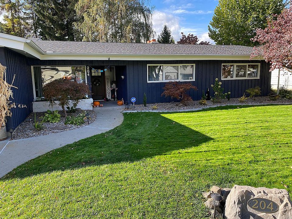 Front Yard View and New Roof