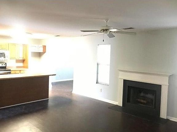 2nd image of 2128 Curtiswood Dr