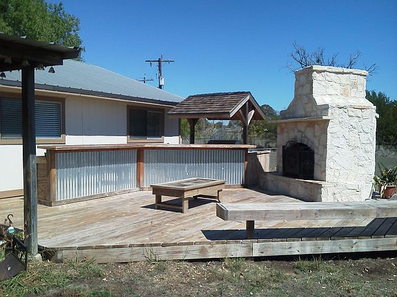 2nd image of 9695 Victoria Ln