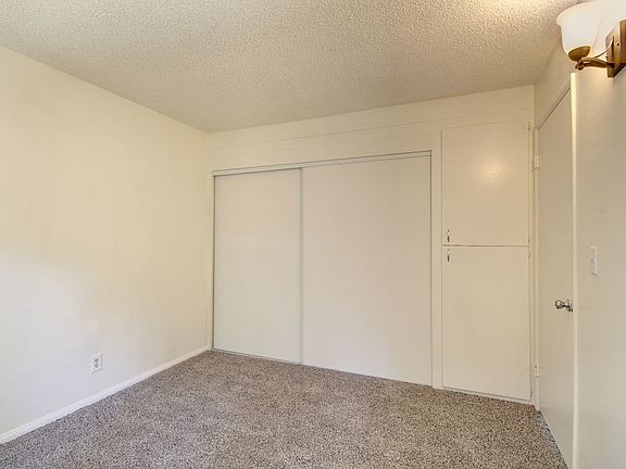 4th image of 841 E Country Club Blvd #A