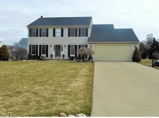 8299 Rachel Ln, North Ridgeville, OH 44039