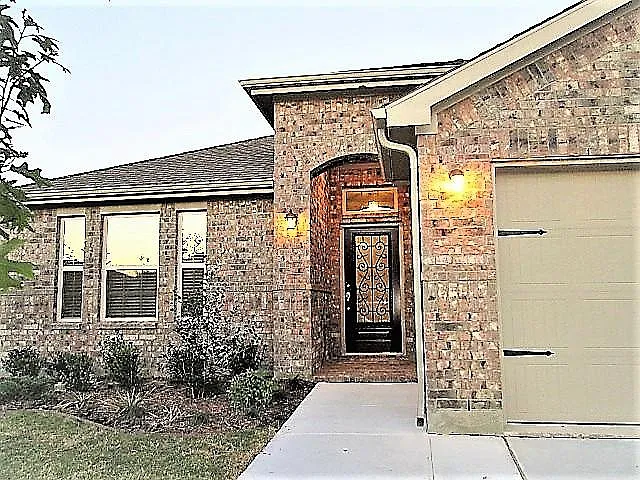 159 Blair Dr — Photo 2