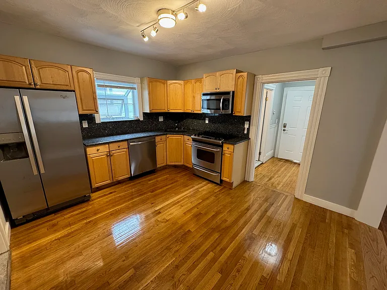 35 Cameron Ave #2 — Photo 1