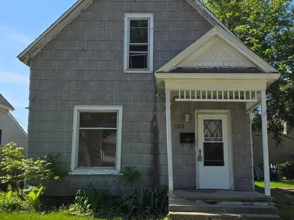 211 W Flint St, Lake Orion, MI 48362