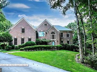 10121 Community Ln, Fairfax Station, VA 22039