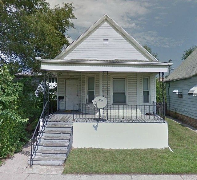 1st image of 3307 Comstock St
