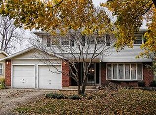 1009 N Greenfield Ln, Mount Prospect, IL