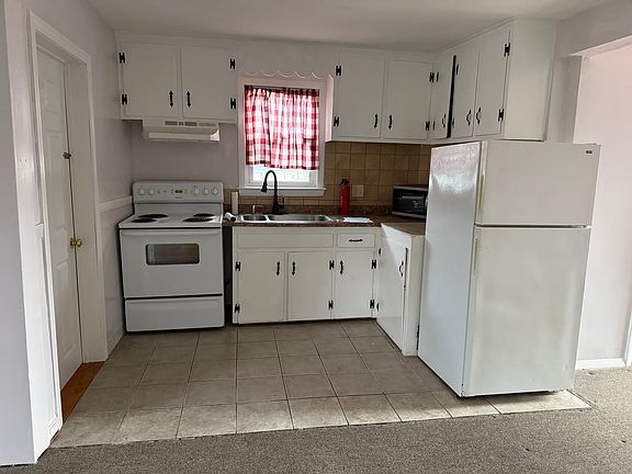 4th image of 26 Hammatt St