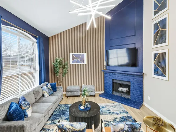 2 Saint Charles Pl, Midlothian, TX 76065