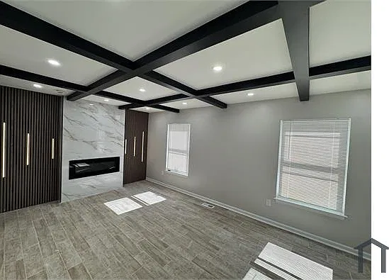 4 bed, 1400 sqft, $3,400 — Photo 2