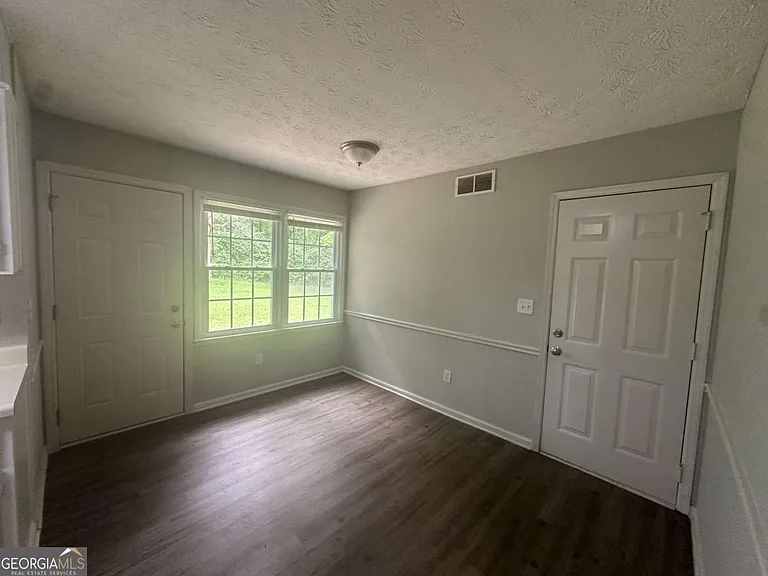 40 Lake Ct — Photo 10