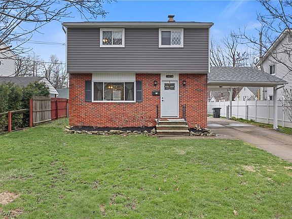 2nd image of 34074 Oak Knoll St