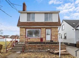 8884 Ward St, Detroit, MI 48228