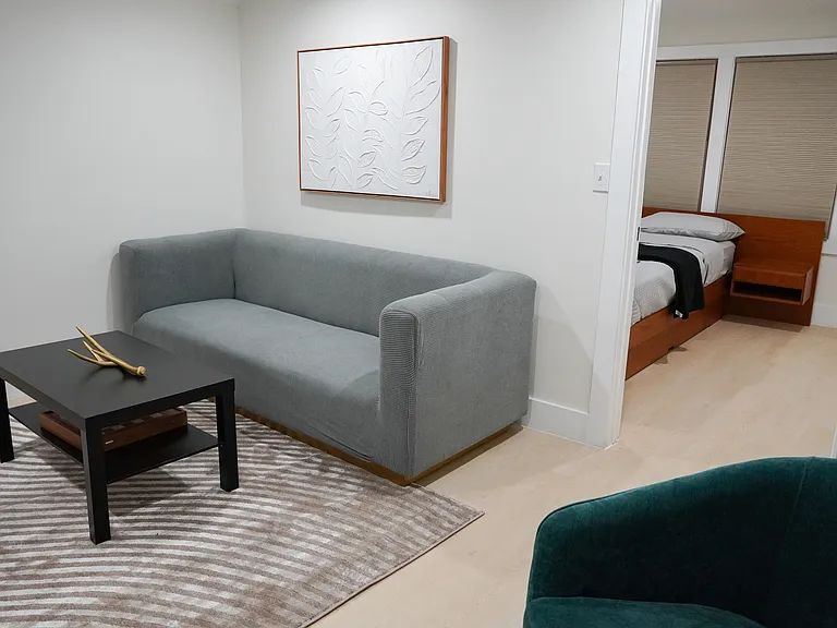 466 Avon Ave #3 — Photo 3