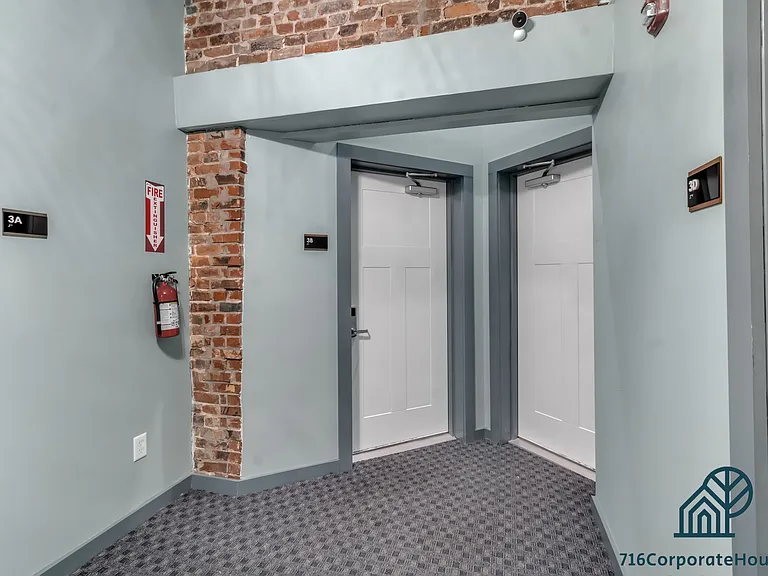 36 E Utica St #3B — Photo 15