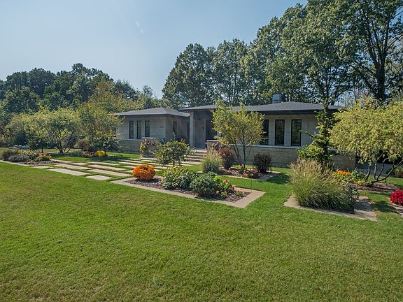 2nd image of 2932 Peach Creek Ct