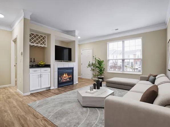 4922 Stratford Pine Ln #4922, Dublin, OH 43016