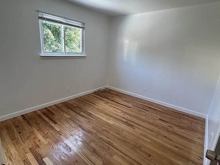 34 Lockwood Ave #2 — Photo 10