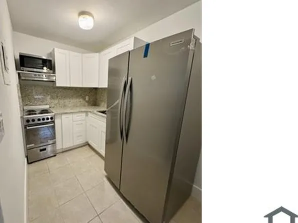 700 NW 3rd Ave #1-8, Fort Lauderdale, FL 33311