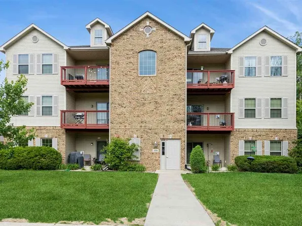 1080 Rachael St APT 304, North Liberty, IA 52317