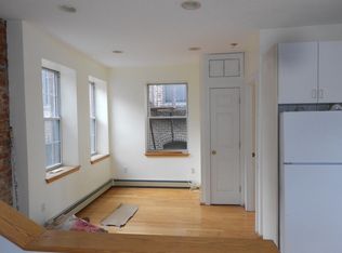 15 Thacher Ct APT 4, Boston, MA 02113