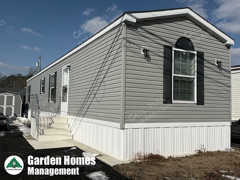 703 Pineview Ave — Photo 9