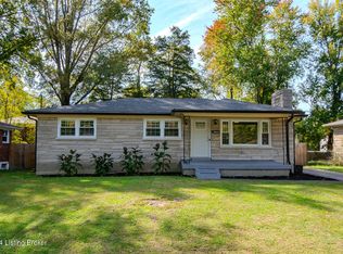 3203 Teakwood Cir, Louisville, KY 40216