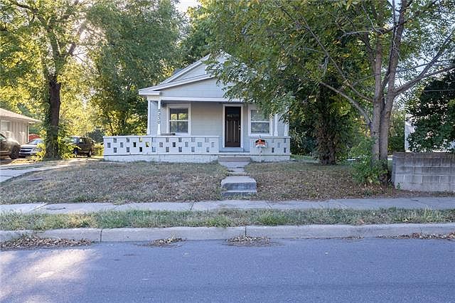1st image of 8230 Paseo Blvd