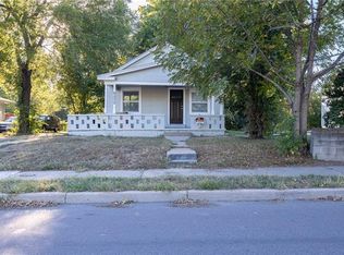 8230 Paseo Blvd, Kansas City, MO 64131