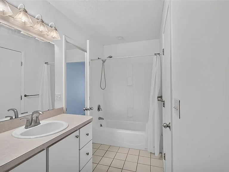 767 Edison Rd — Photo 37