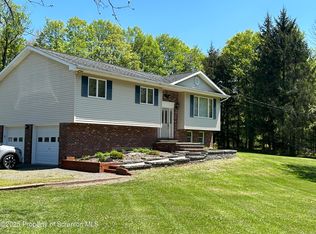 46 Kosinski Rd, Moscow, PA 18444