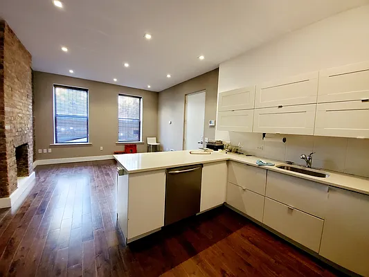 Rented by Ideal Properties Group | media 54