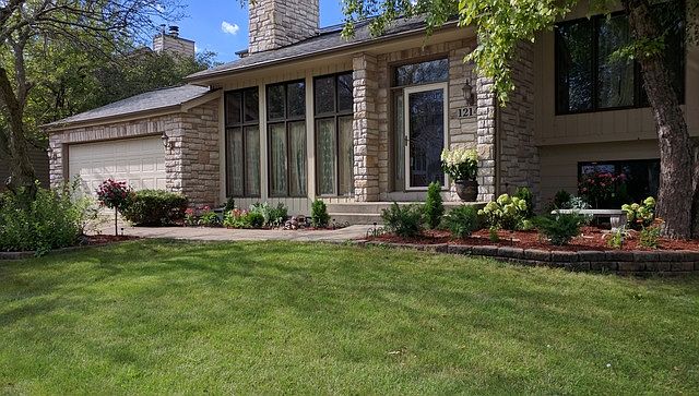 1st image of 1214 Golf View Dr