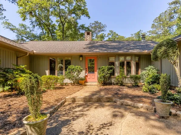 138 W Shore Dr, Americus, GA 31719