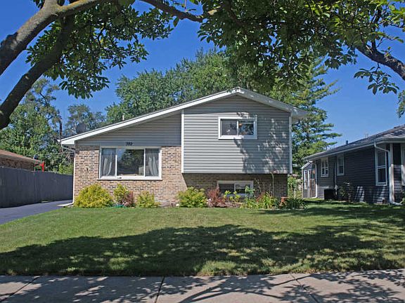 3rd image of 382 N Cedar Ave