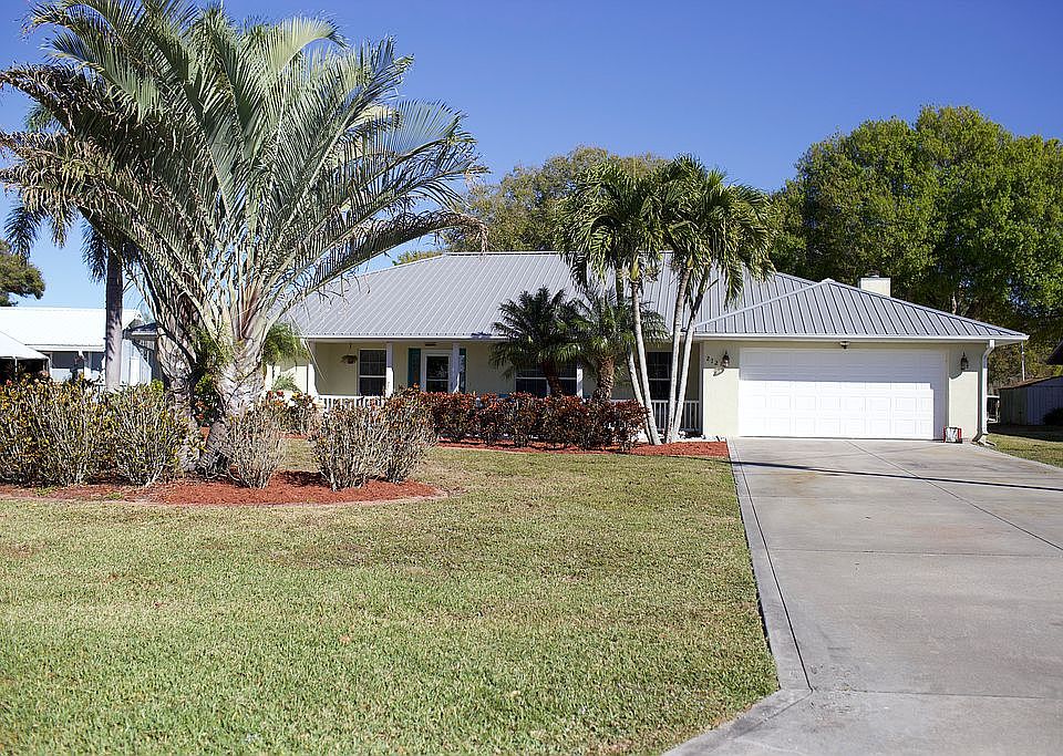 1st image of 2721 SE 24th Blvd