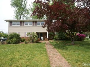 18 Camillo Dr, Wayne, NJ 07470