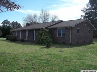 1386 Turnpike Rd, Albertville, AL 35950