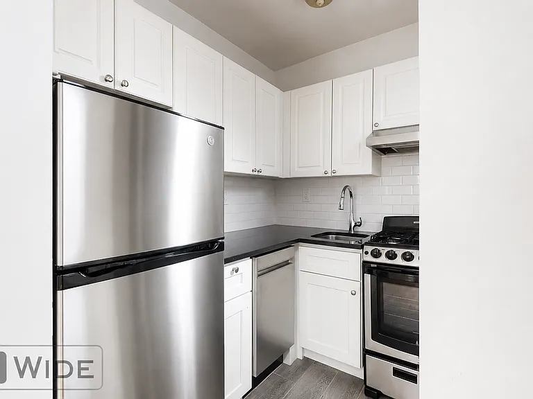 332 E 93rd St #5D — Photo 3