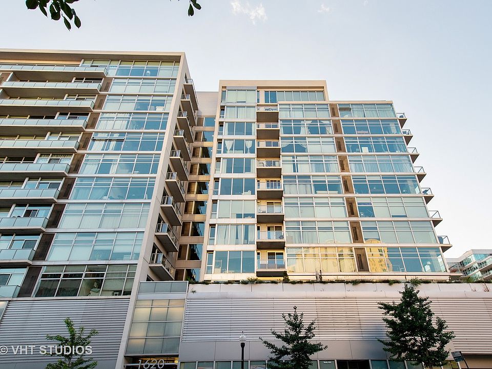 1st image of 1620 S Michigan Ave Unit 925
