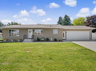 1264 9th St, Jesup, IA 50648