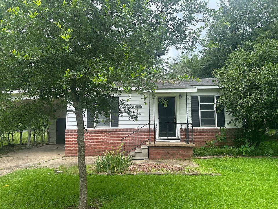 Front of structure
