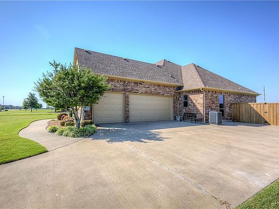 5th image of 2744 W Alamosa Dr
